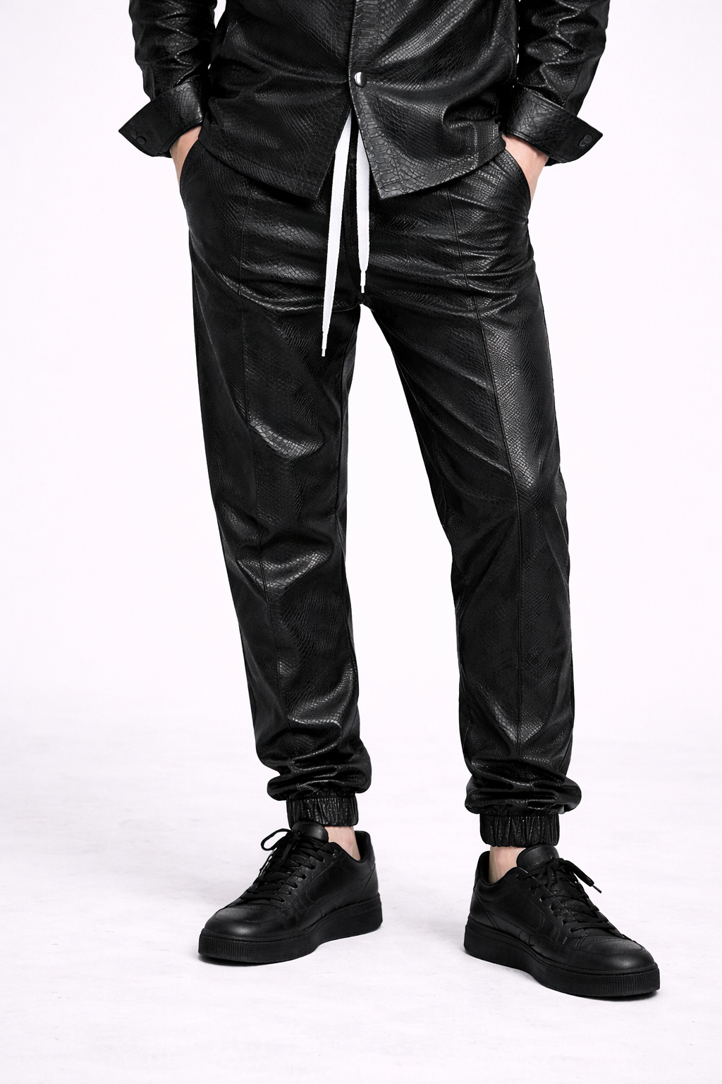 Set Unisex Piele Ecologică Model Piton – Cămașă și Pantaloni Elegant