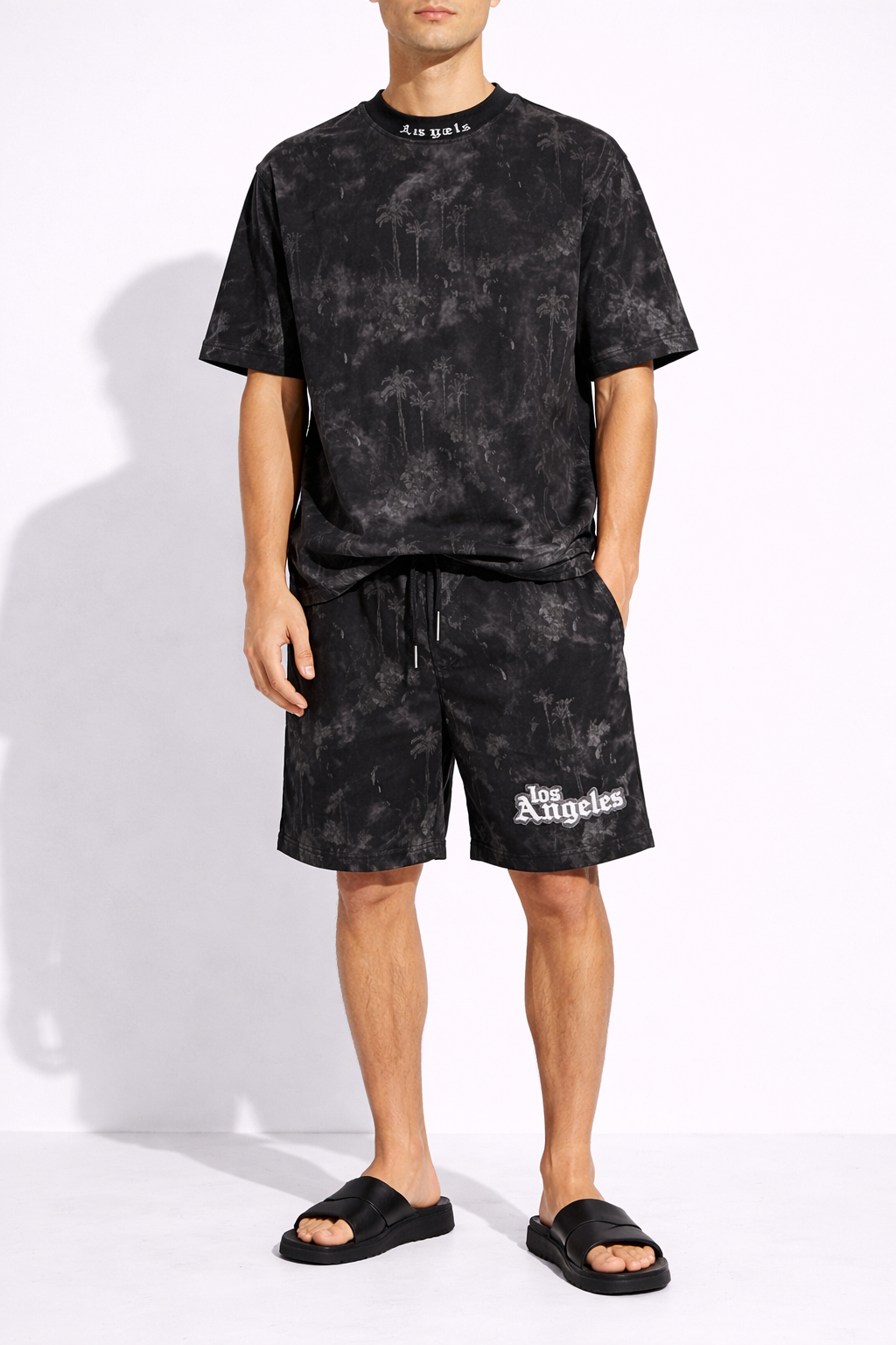 Compleu Sport Oversize Negru Bărbați – Tricou și Pantaloni Scurți Palm Print