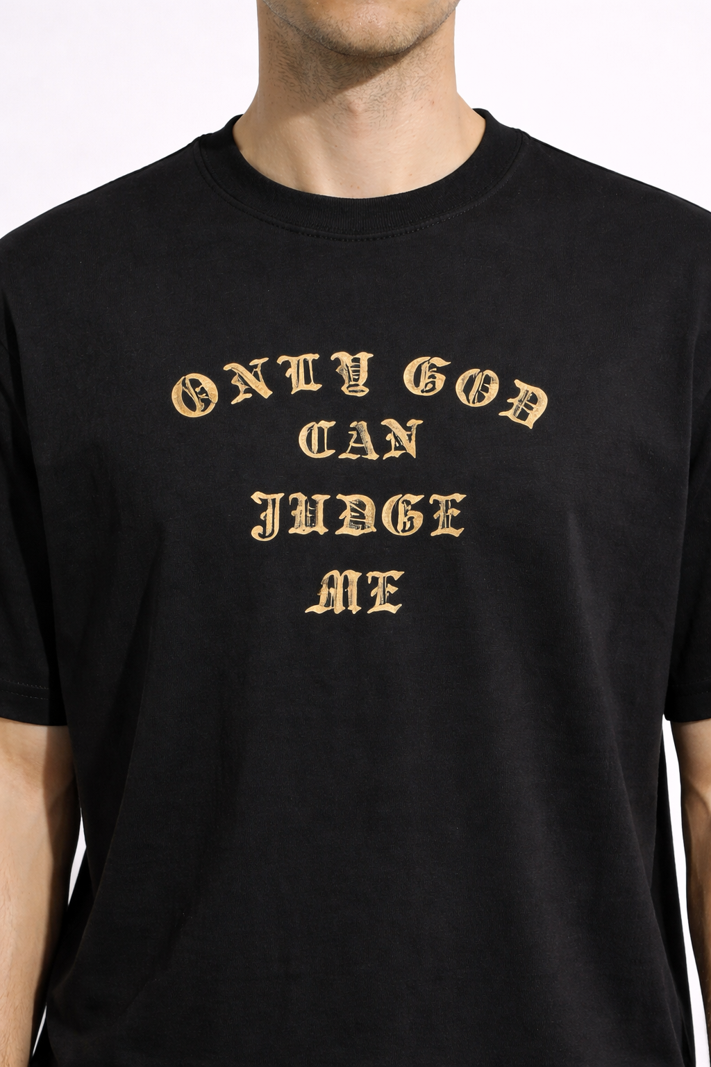 Compleu Casual Oversize Negru Bărbați – Tricou și Pantaloni Scurți Print Only God Can Judge Me