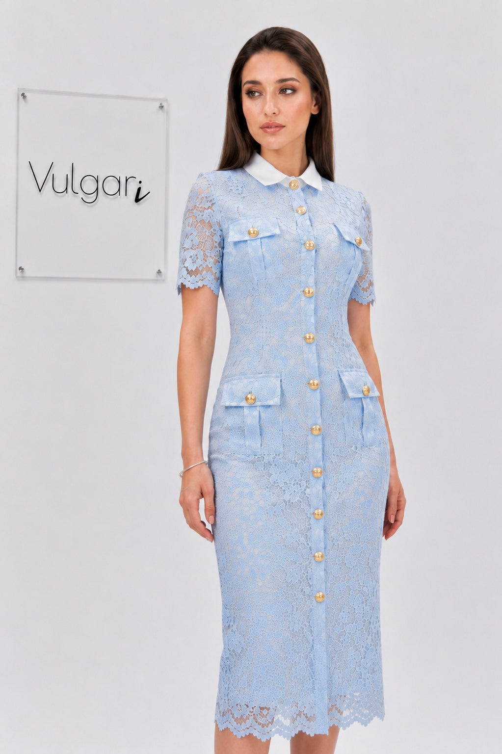 Rochie Midi Bleu din Dantelă, Croială Cambrată, Guler Alb și Nasturi Aurii | Vulgari