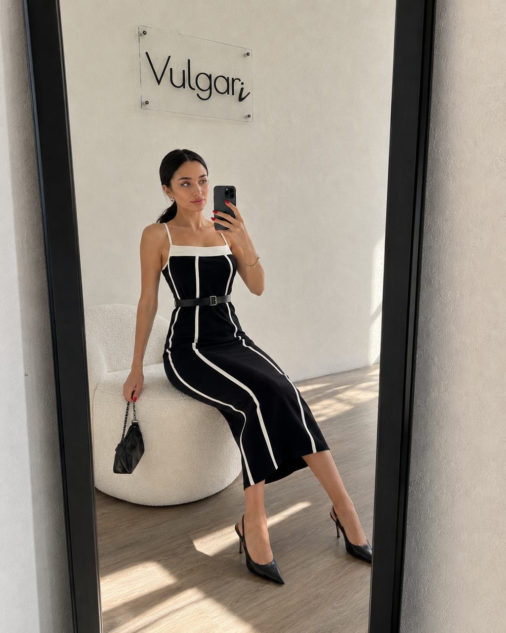 Rochie midi damă elegantă alb-negru cu curea în talie