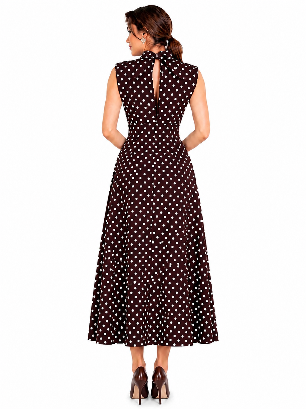 Rochie dama eleganta midi cu buline, fara maneci, croi clos, guler inalt, maro cu buline albe, casual, office, de ocazie