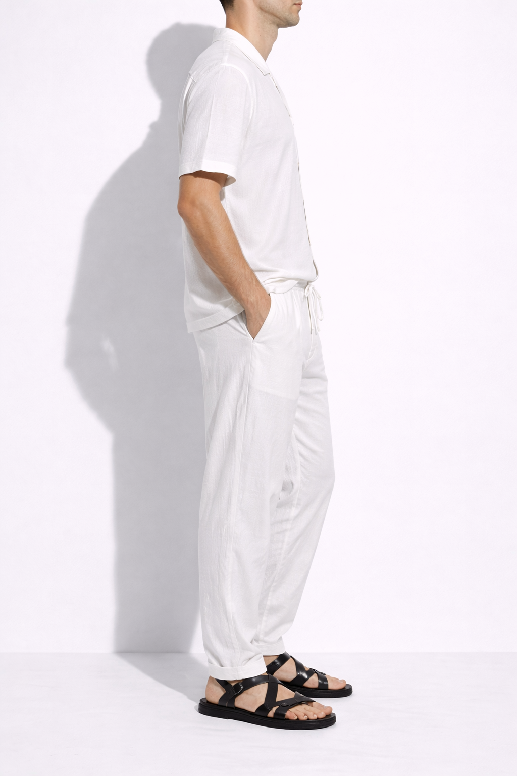 Compleu Elegant Alb Oversize Bărbați – Cămașă și Pantaloni Casual