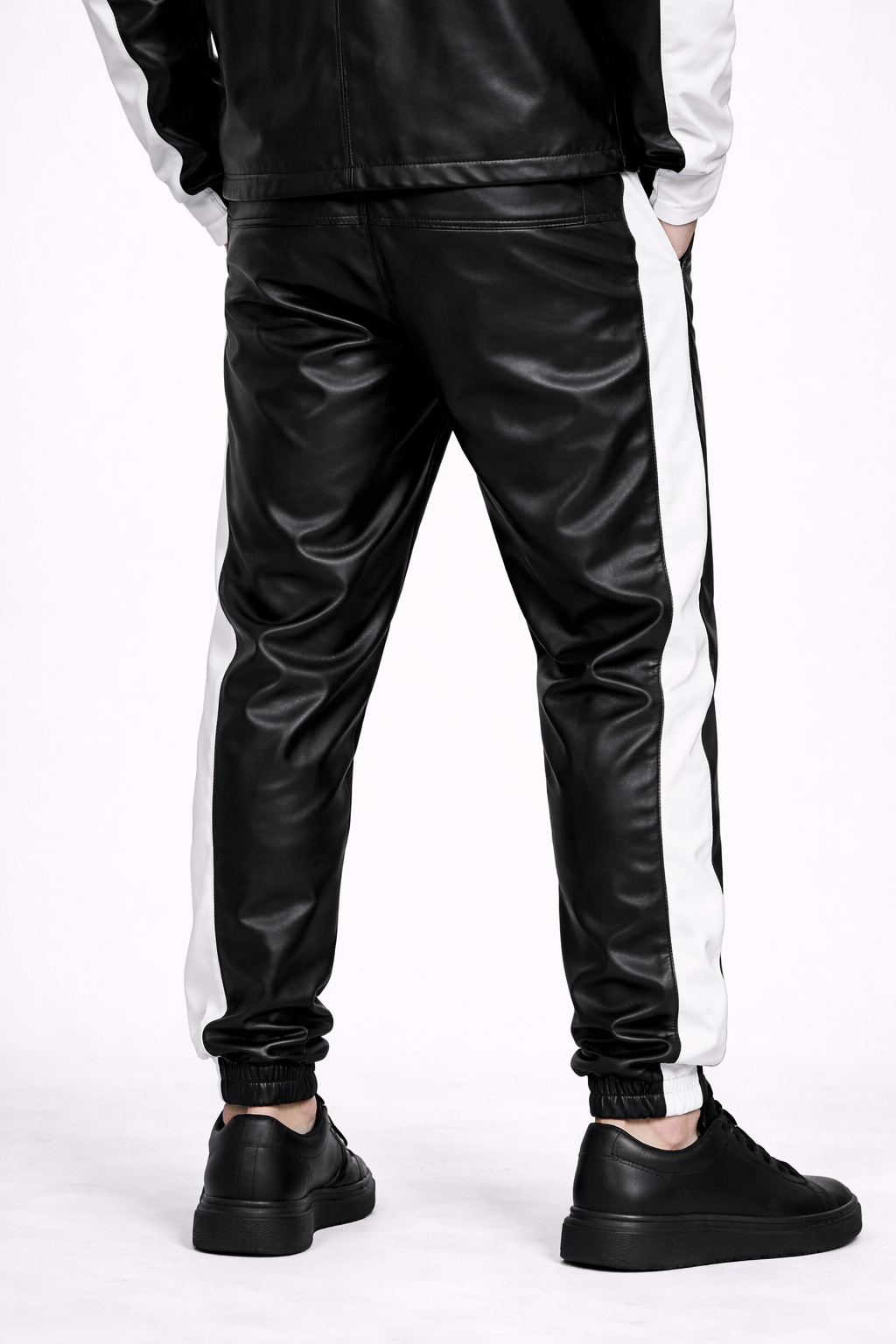 Set UNISEX Piele Ecologică Negru – Cămașă și Pantaloni Fashion Casual