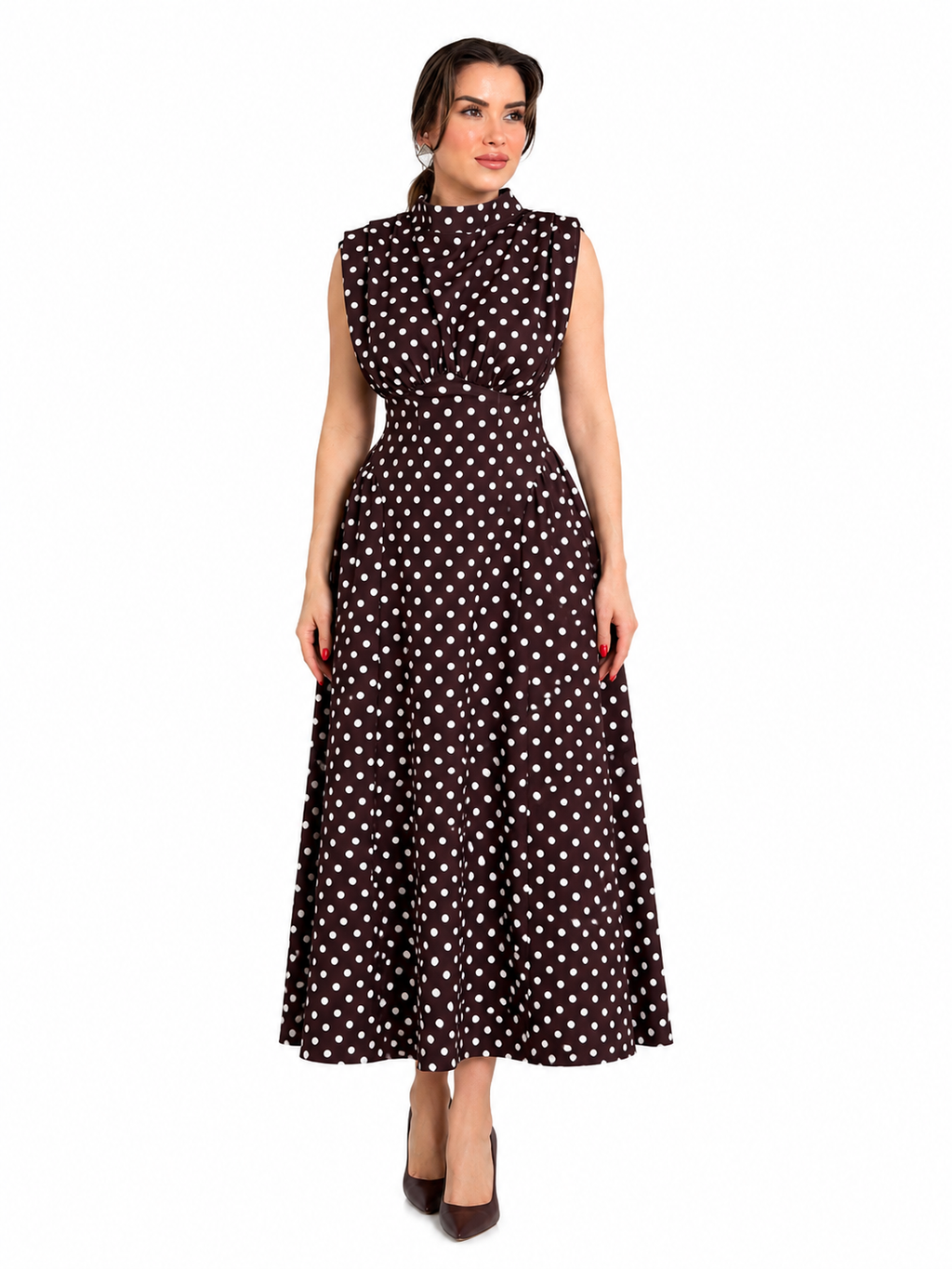 Rochie dama eleganta midi cu buline, fara maneci, croi clos, guler inalt, maro cu buline albe, casual, office, de ocazie