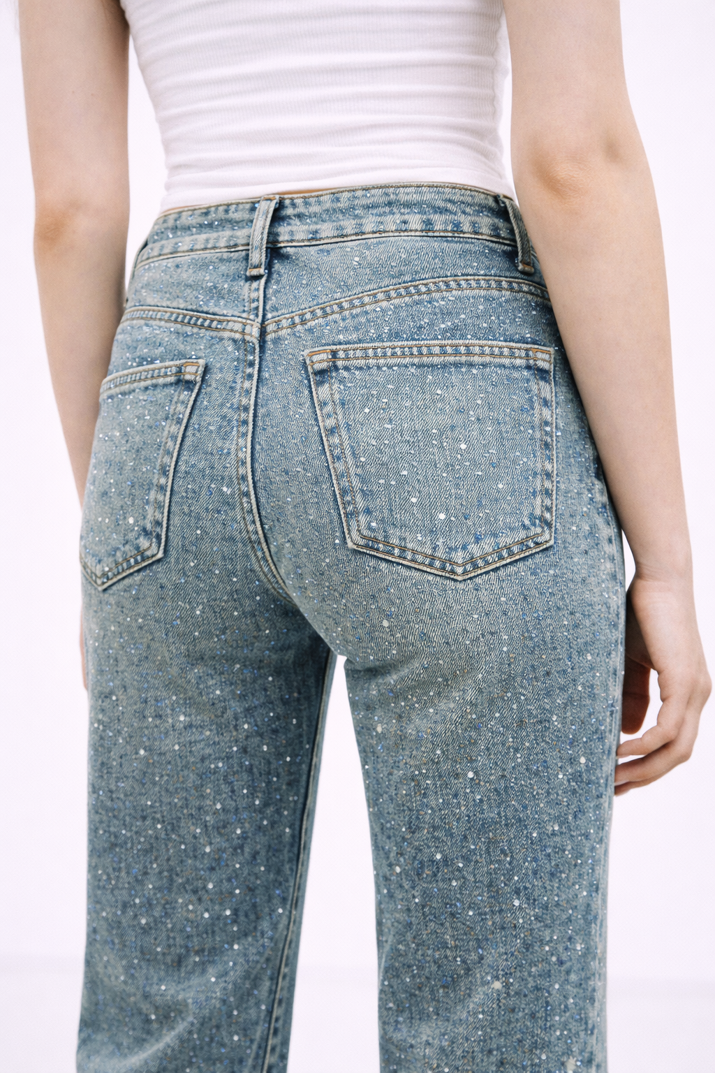Blugi Damă Bootcut cu Pietricele – Jeans Casual